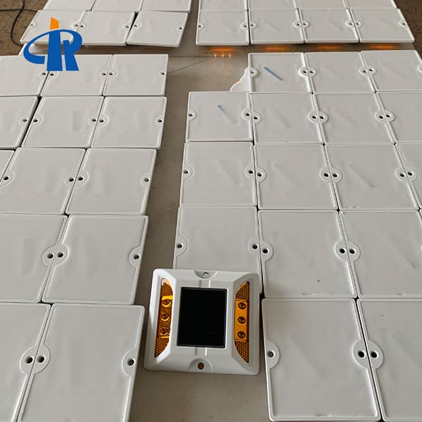 <h3>360 Degree Led Solar Road Stud For Path In Malaysia-RUICHEN </h3>
